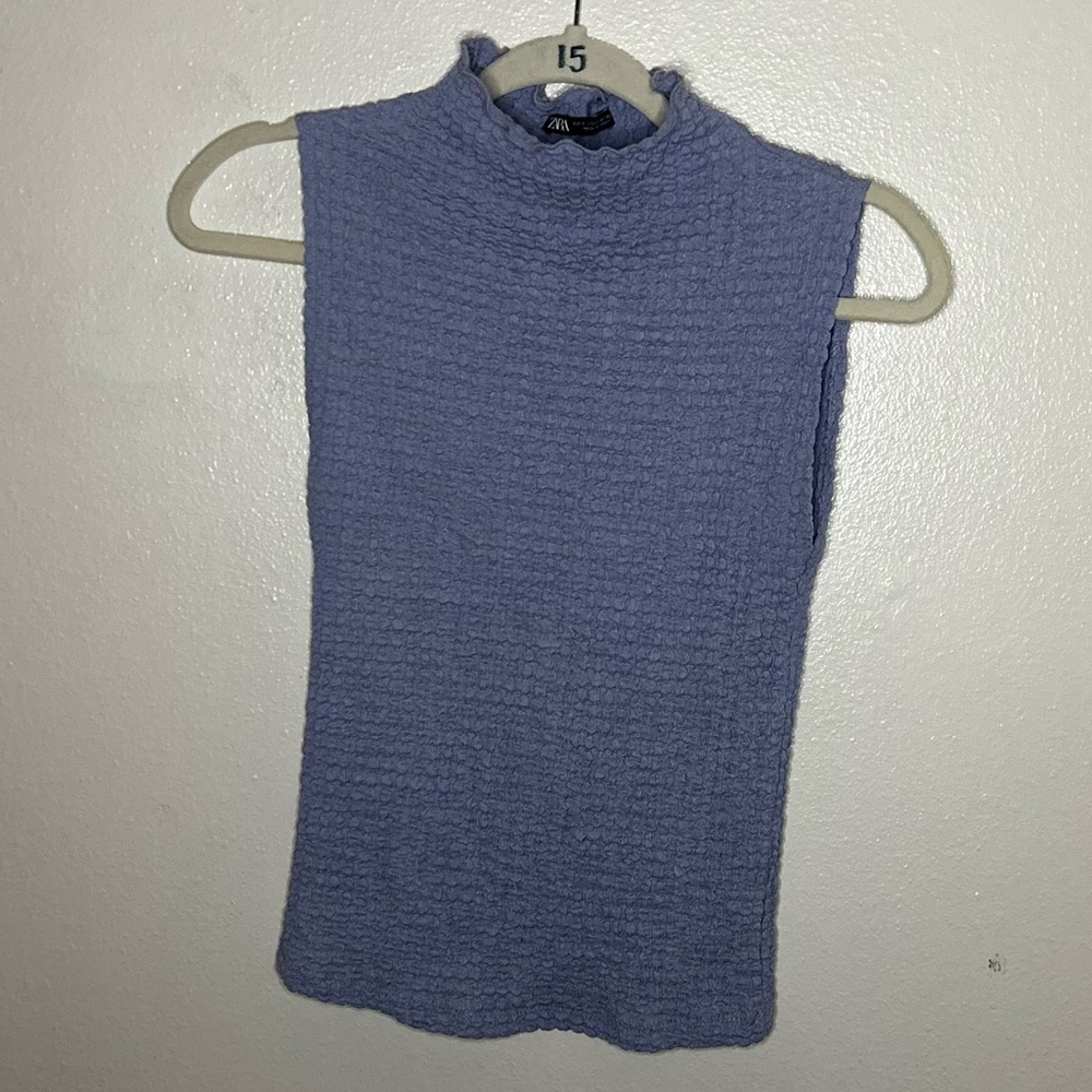 Zara turtleneck lavender colored bubble texture stretchy sleeveless top